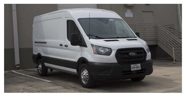 Furgoneta de techo medio Ford Transit Cargo – Alquiler de camiones y furgonetas Capps